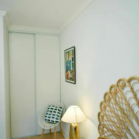 M Apartment *