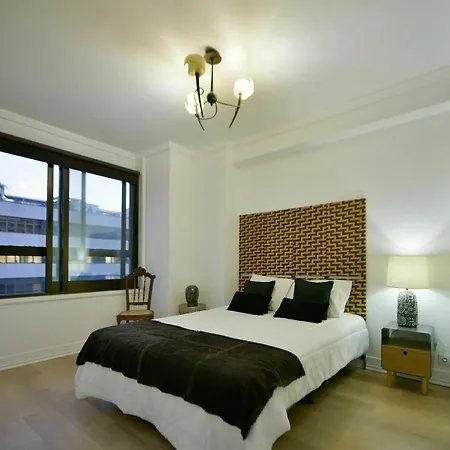 Apartment M